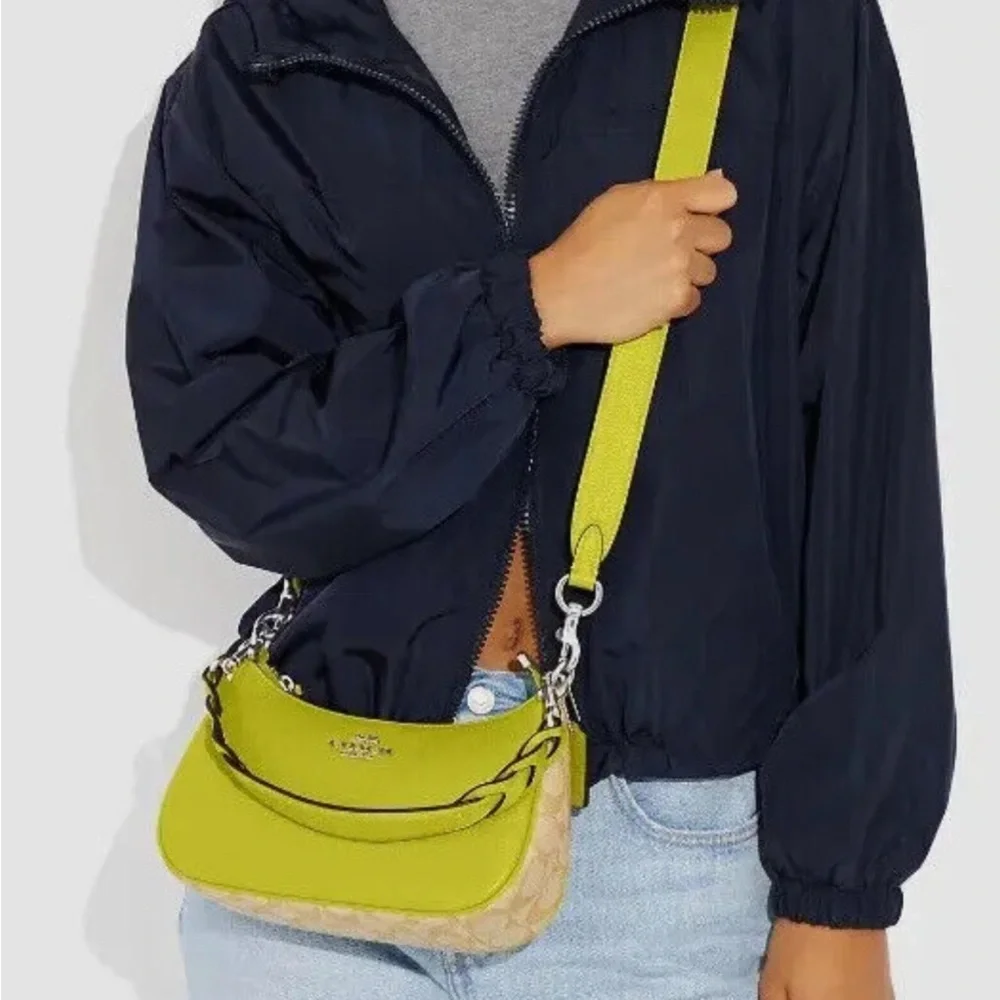 Coach Teri Hobo COACH Crossbody Bag - Picture 6 of 9